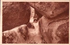 Huelgoat - Corridor of the Cave of the Devil - CPA