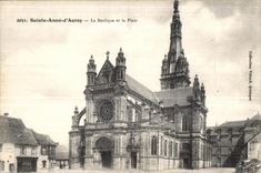 CPA Sainte Anne d Auray La Basilique et la Place