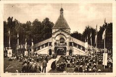 CPA Sainte Anne Auray Pilgrims taking their meal in the Field of I Spine Folklore