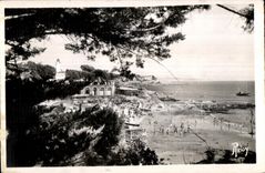 CPA Pornic Vue sur le boulevard de la Cote