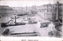 CPA Brest magasin general Bateaux 