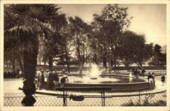 CPA Brest place du chateau et le jet d eau Enfants