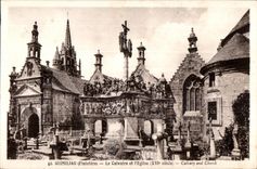 CPA Guimiliau (Finistere) Le Calvaire et l Eglise (XVI siecle) Calvary and cburcb)