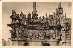 CPA Guimiliau (finistere) Le Cavaire (1581-1588)