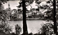 Huelgoat - Church and the lake - CPA