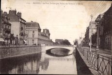 CPA Rennes Le Pont St Georges Palais des Sciences et Musee