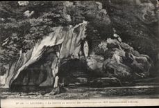 CPA Lourdes La grotte Au Moxent Des Apparitione