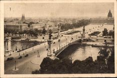 CPA Paris While Strolling the Bridge Alexandre III and I Esplanande Of the Invalid Alexandre III bridge and Invalids Esplanande