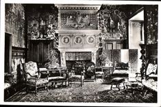 CPA Combourg Interieur du Chateau Le Salon