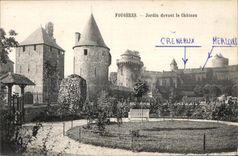 CPA Fougeres Jardin Devant le Chateau