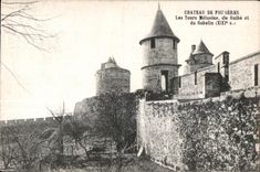 CPA Fougeres Chateau De Les Tours Melusine de Guibe et du Gobelin 