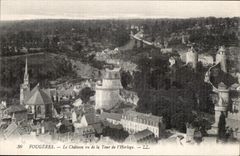 CPA Fougeres Le Chateau vu de la Tour de I Horloge