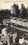 CPA Fougeres La Chateau Extremite Quest Un coin des remparis Tour Melusine et des Gobelins