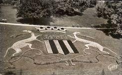 CPA Rennes Jardin du Thabor Parterre fleuri de l Ecusson