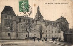 CPA Rennes Le Lycee (vue de face)