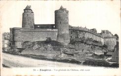 CPA Fougeres Vue generale du Chateau cote ouest
