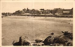 CPA Tregastel Vue generale de la Plage