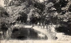 CPA Vichy the Park Swans