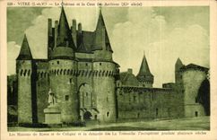 CPA Vitre Le Chateau et la Cour des Archives (XI e siecle) Les Maisons de Rieux et de Coligny et la dynastie des la 