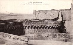 CPA Dimensions Emeraude St Malo the Walls of Holiande