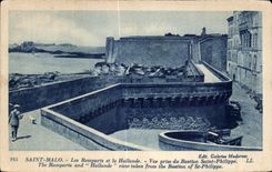 CPA St Malo Walls and Hallande Seen from of the Bastion Saint Philippe