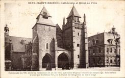 CPA Saint Brieuc Cathedrale et hotel de Ville