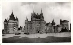 CPA Vitre Chateau des Ducs de la Tremoille Tour Saint Laurent Le Chatelet