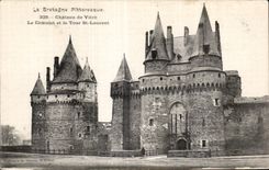 CPA Chateau de Vitre Le Chatelet et Tour St Laurent
