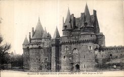 CPA esmalta el castillo de Saint Laurent