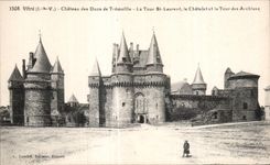 CPA Vitre Chateau des Ducs de Tremoille La Tour St Laurent le Chatelet la