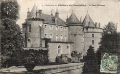 CPA Collection du Chateau de Chastellux La Cour d Honneur