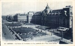 CPA Rennes Le Palais du Commerce et les Jardins