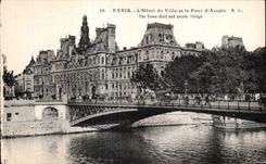 CPA Paris Town hall and IE Bridge Arcole The Town Hall and Arcole Sridge