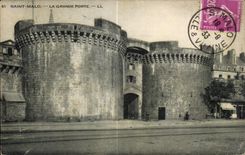CPA Saint Malo (Brittany) the Large Gate