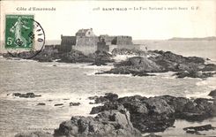 CPA Saint Malo Le Fort National a Maree Haute