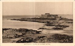 CPA Saint Malo Le Fort qui Protegeait La Ville