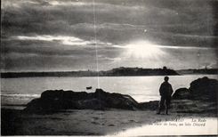 Caminos de Malo del santo de CPA con el claro de luna con Dinard lejano