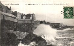 CPA dimensiona a santo esmeralda de Malo la playa de la buena ayuda un dia de tormenta