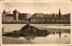 CPA Francia suave dimensiona a santo esmeralda de Malo el castillo y las paredes vistos de la playa