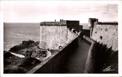CPA Saint Malo Les Remparts Tour Bidouane