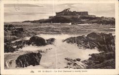 CPA St Malo Le Fort National a Maree haute
