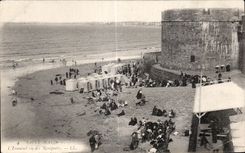 Gama de Malo del santo de CPA vista de las paredes