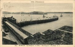 El St Malo de CPA empareda el topo los terraplenes el topo