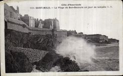 CPA dimensiona a santo de Emeraude Malo la playa de la buena ayuda un dia de tormenta