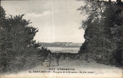 CPA St Servan Vue prise de la Briantais Au loin Solidor