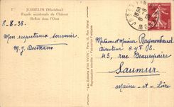 Ataque frontal occidental de CPA Josselin (Morbihan) del castillo de Reflcts adentro que expulso