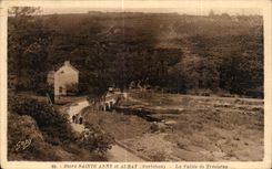 CPA Between Sainte Anne and Auray (Morbihan) the Valley of Treouray