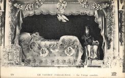 CPA Le Yaudet La Vierge Couchee