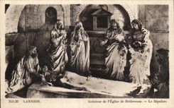 CPA Interior Lannion of Staircase of Brelevenez Le Sepulchre