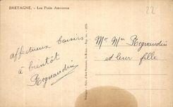 CPA Bretagne Les Petits Amoureux Folklore Costume Coiffe Enfants 